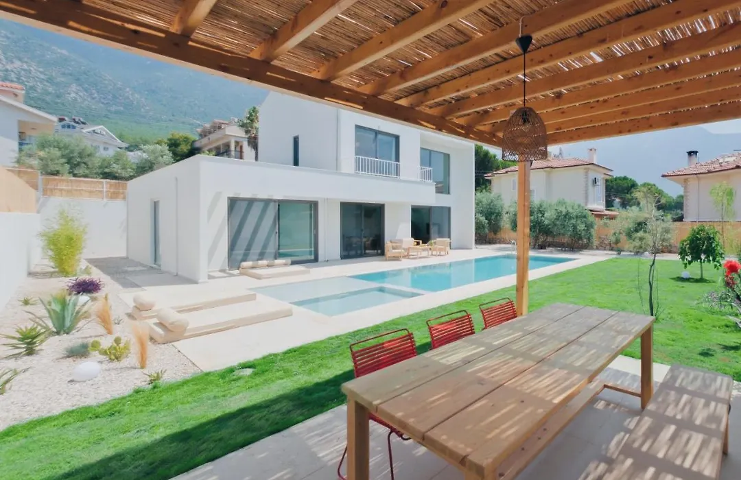 Villa Neo With 2 Private Pools, Bbq, Jacuzzi And Sauna-1