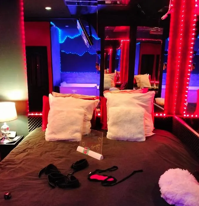 la coquine, love room, romantique-1