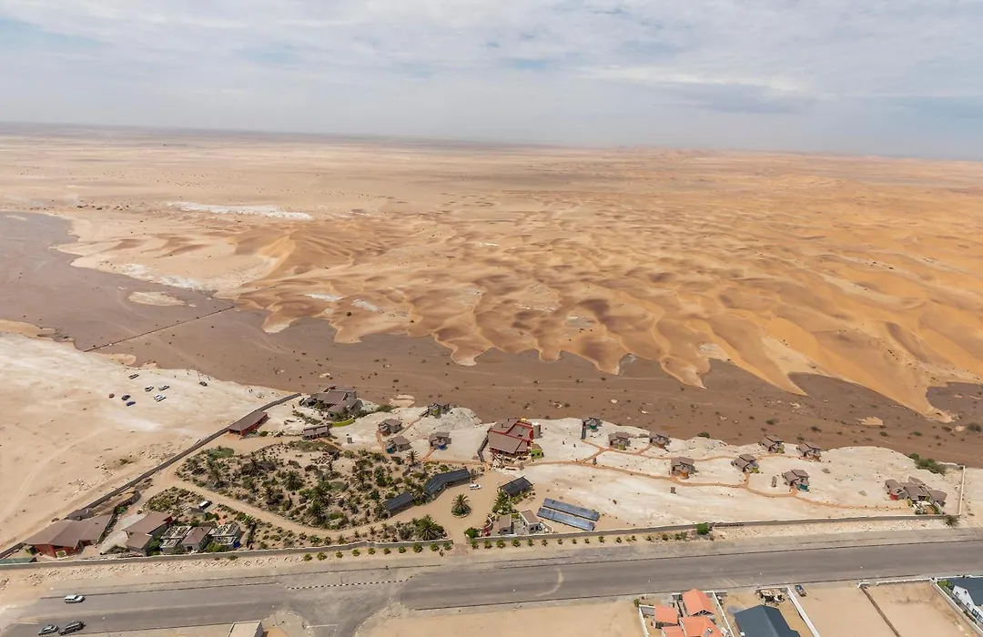 Desert Breeze Lodge-1