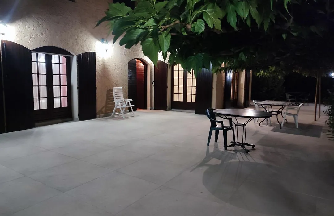 Villa avec piscine privée-1