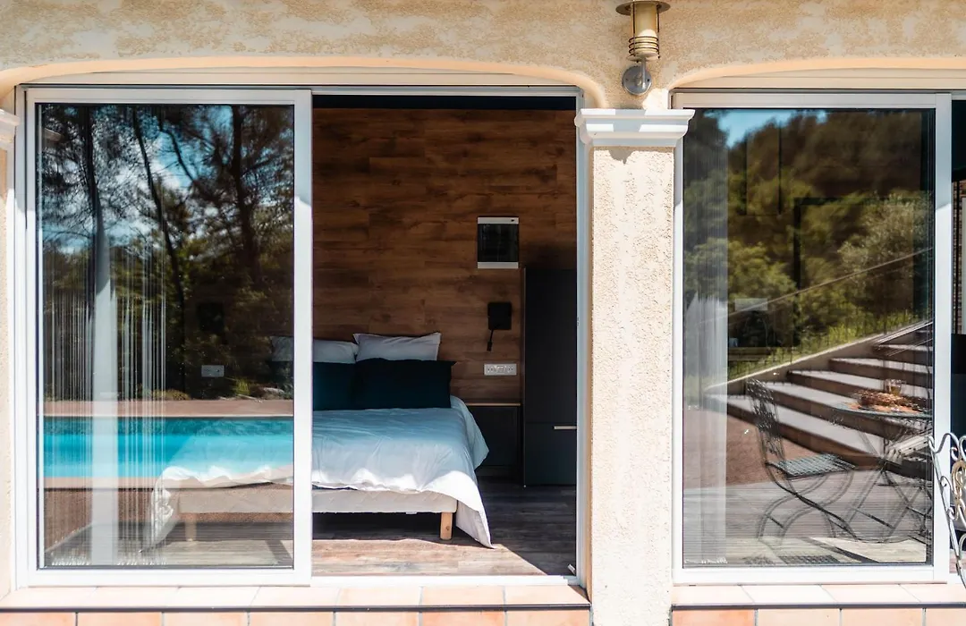 Villa Saint Louis-1