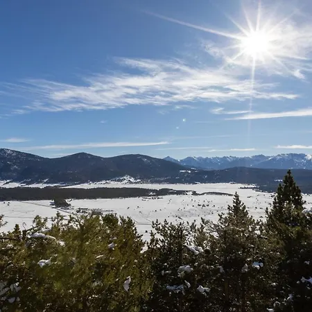Chalet des Pyramides-2