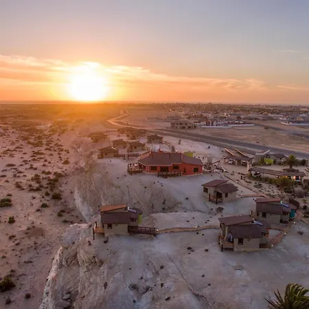 Desert Breeze Lodge-2