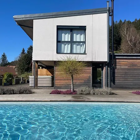 Villa 4 Saisons, avec piscine chauffée et jacuzzi-2