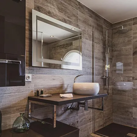 Villa 4 Saisons, avec piscine chauffée et jacuzzi-3