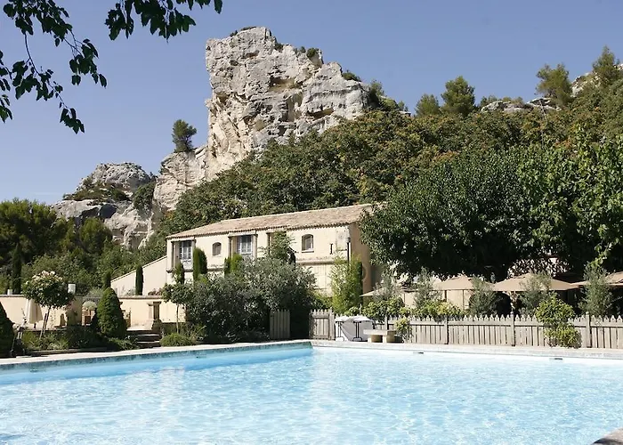 Hotel Baumaniere Les Baux De Provence