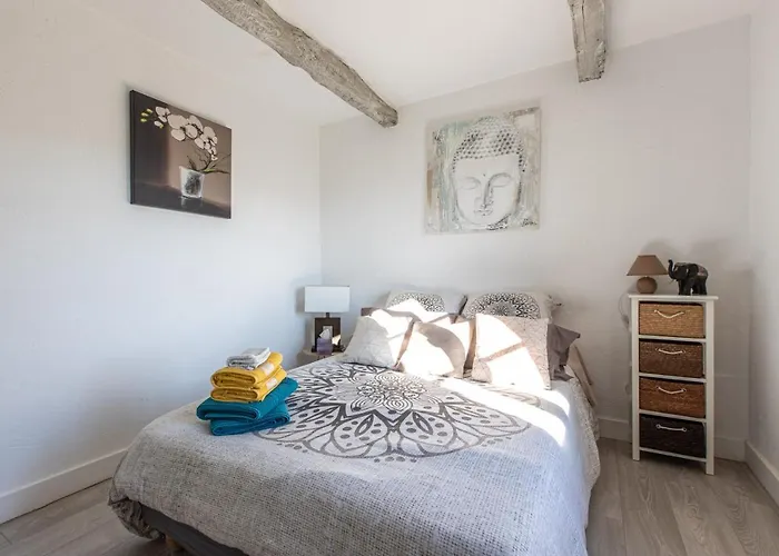 Lb Vacation Rentals I Charming Little Bucolic House 5-Min From City