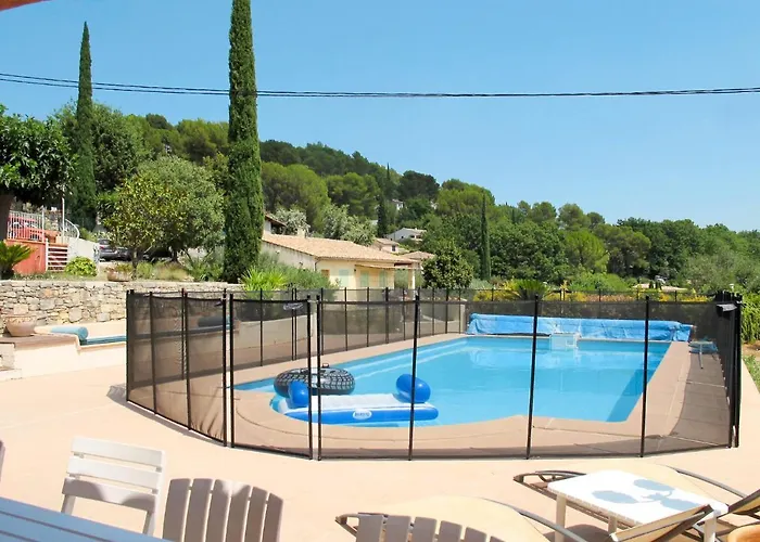 Holiday Home Le Cabanon By Interhome