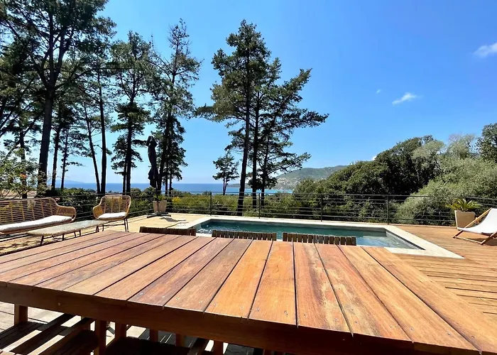 Villa piscine Sagone Paradise avec magnifique vue mer