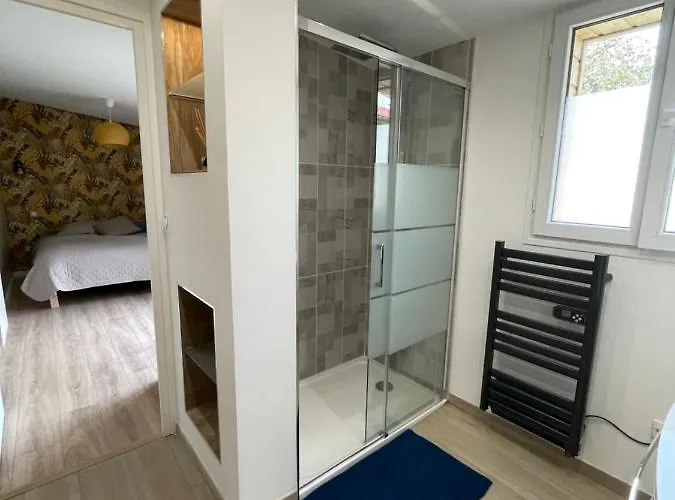 la casa verde 2 chambres 2 salles de bain 2 wc jardin