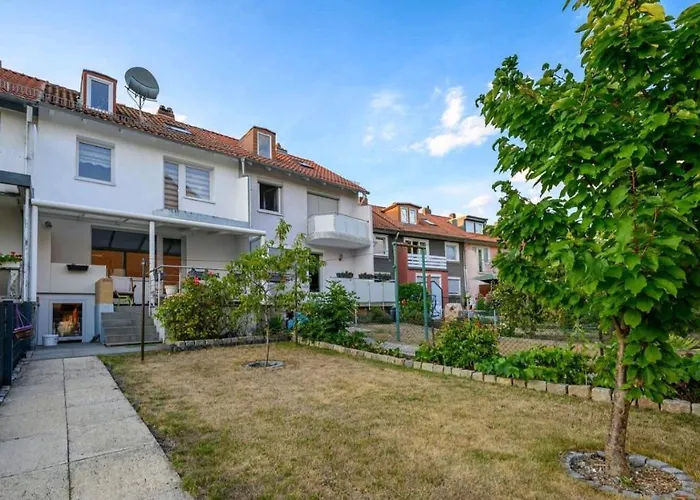 Haus Im Stadtgebiet Mit Perfekter Bahnverbindung