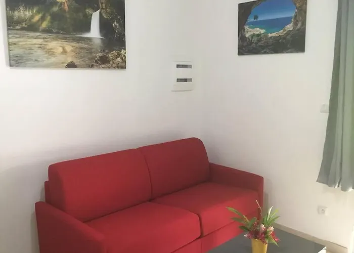 Les Lucioles 1 Beau T2 en forêt tropicale avec accès piscine