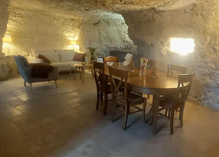 Troglo entre Caves et Châteaux