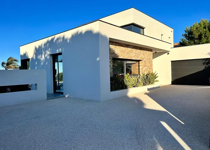 Villa d’exception avec piscine à débordement - vue panoramique