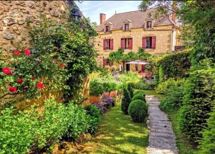 La Forge, Le Banquet aux Eyzies