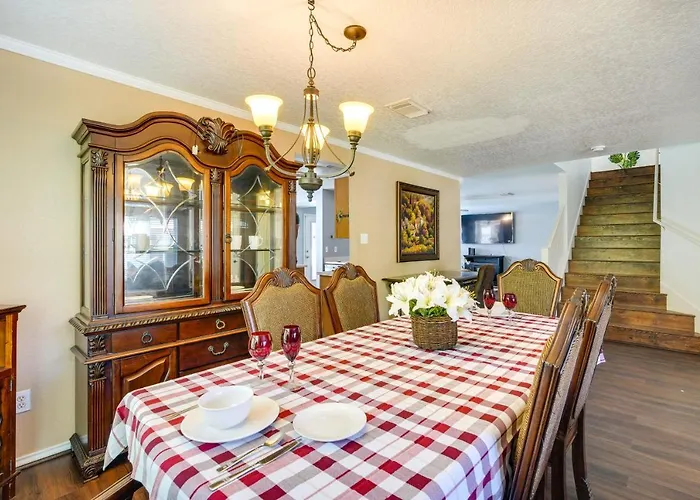 San Antonio Home W/ Private Hot Tub + Pool!