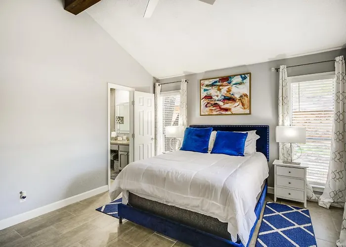 Serene San Antonio Vacation Home W/ Smart Tvs