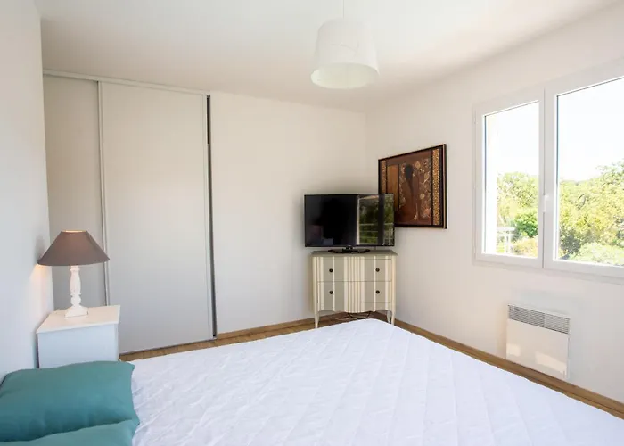 Villa Bastide De La Mer By Interhome