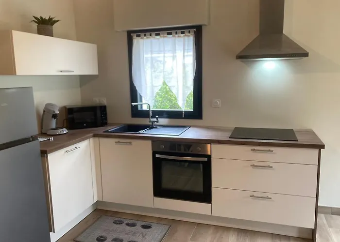 Petite maison ensoleillée à 10 minutes du port de Vannes