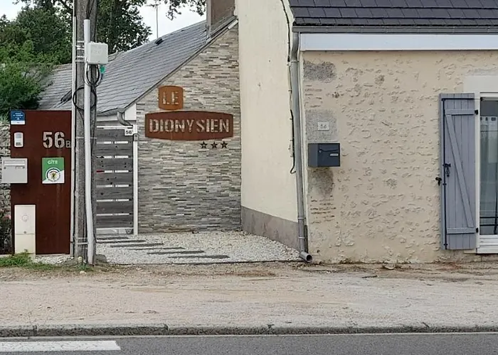 Le Dionysien *** (petite maison avec terrasse)