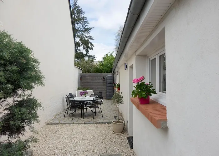 Le Dionysien *** (petite maison avec terrasse)