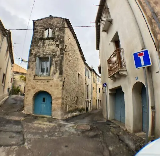 Maison tranquille dans village