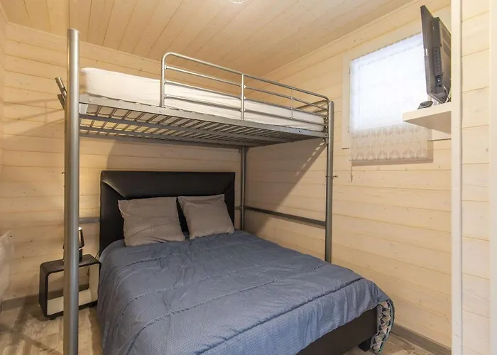 Chalet mitoyen avec terrasse et parking à Cauterets - FR-1-401-269