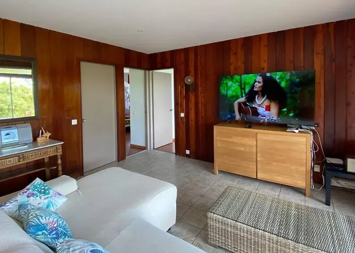 Tahitian villa avec accès mer privé à 300 m