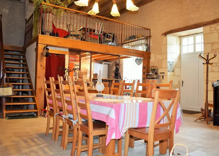 Gîte de Charme Rénové, Idéal Famille, Centre-Ville, WiFi, Parking Gratuit, Vélo Bienvenue - FR-1-381-268