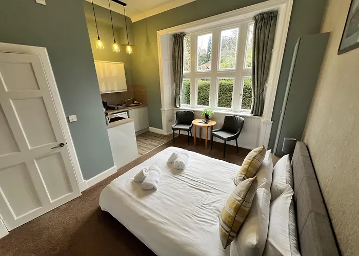 Rossal House Apartments
