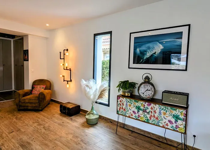Jolie villa avec piscine à 15mn des plages