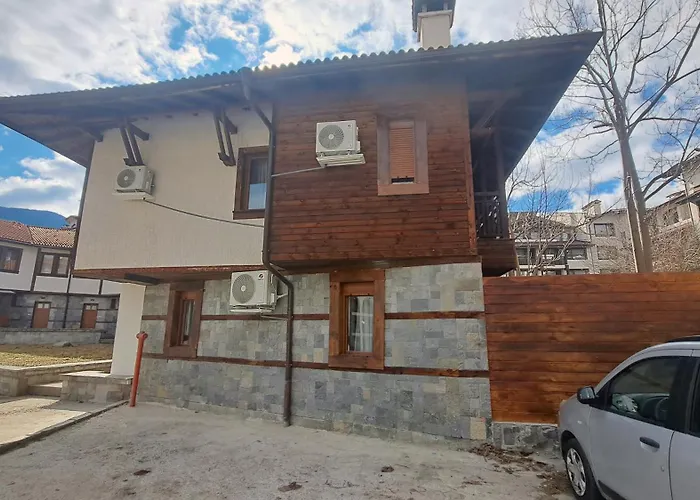 Private House - Garden & Bbq - Walk To Gondola