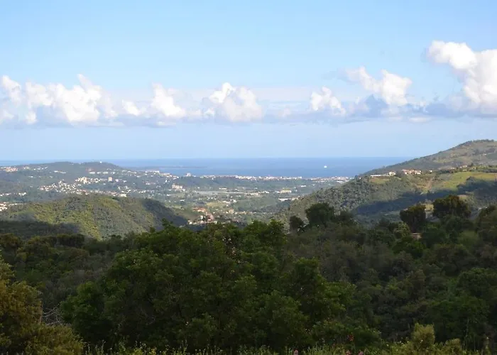 Villa Grasse vue mer exceptionnelle 8P piscine intérieure