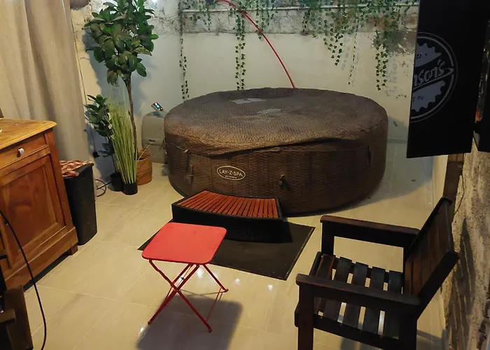Gite d'exception 13 couchages avec jacuzzi et sauna