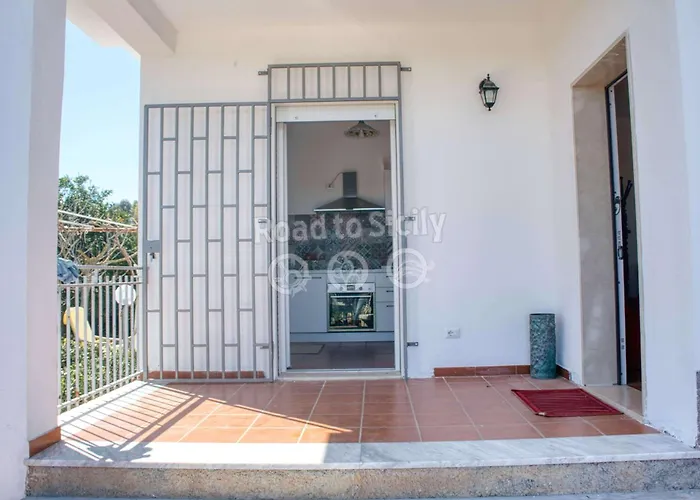 Aleari Villa Fanusa