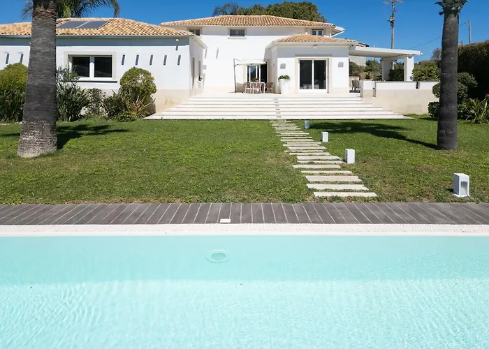 Villa Elena By Ortigia Apartments
