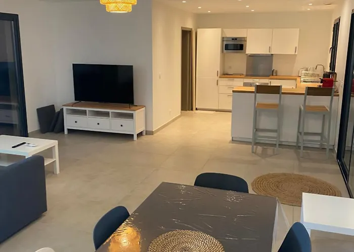 Villa CALLINAJO , à 1 min de la plage LOZARI