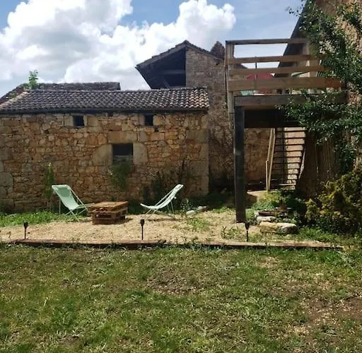 Maison du mur jaune