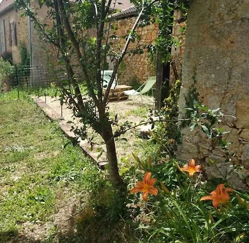 Maison du mur jaune