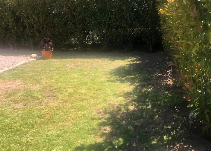 Mini-villa mitoyenne de type F2 proche Golfe de Lava