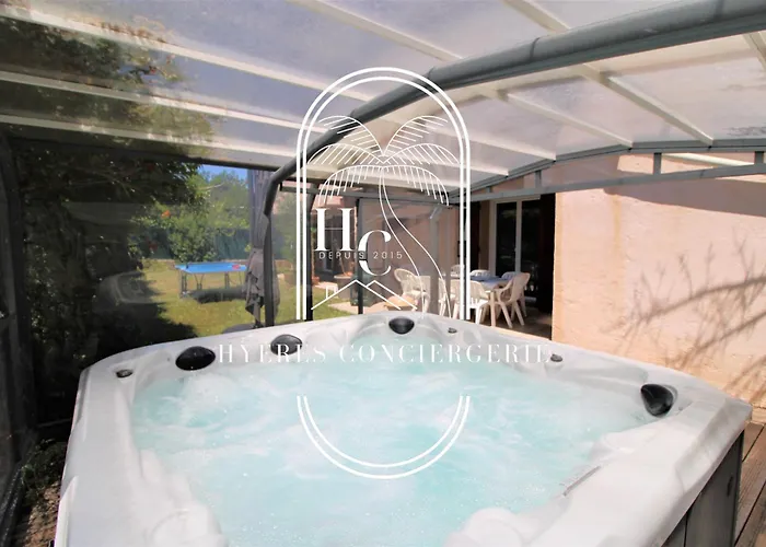 Villa 4 Chambres Jardin Jacuzzi Hyères PK CLIM By HC