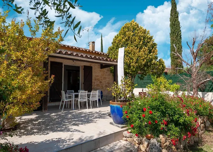 Villa In Cannes With Heated Pool & Boat Trips