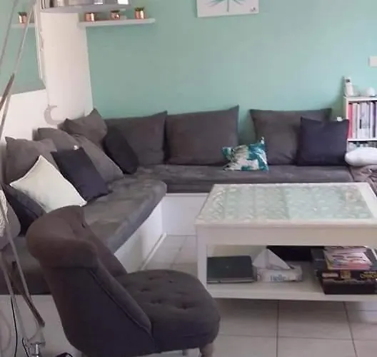 Maison gemenos piscine proche plage 9 couchages clim marseille