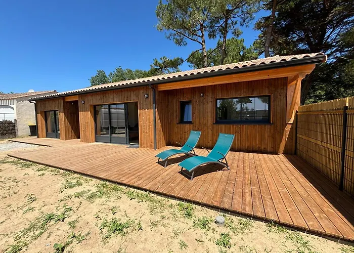 Maison du Bois, pinède et océan