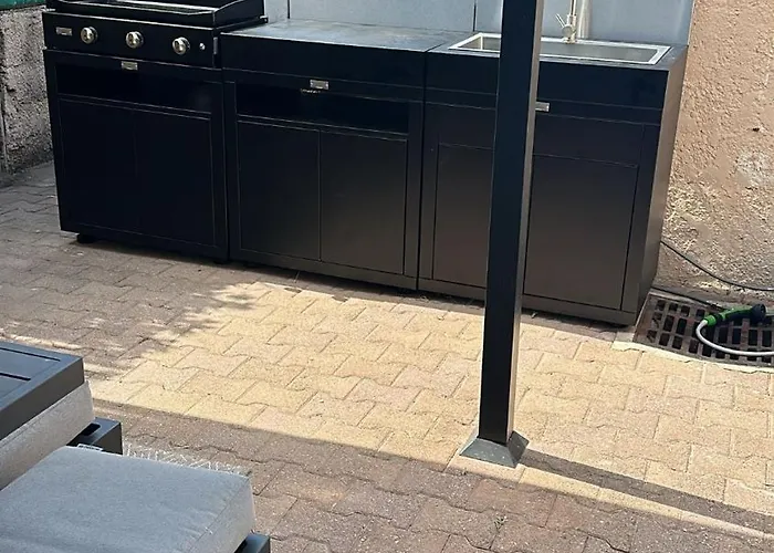 Frontignan petite maison coquette 30 m2 à 100 m de la plage