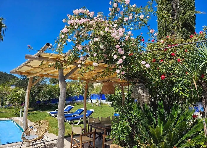 location Villa avec piscine chauffée
