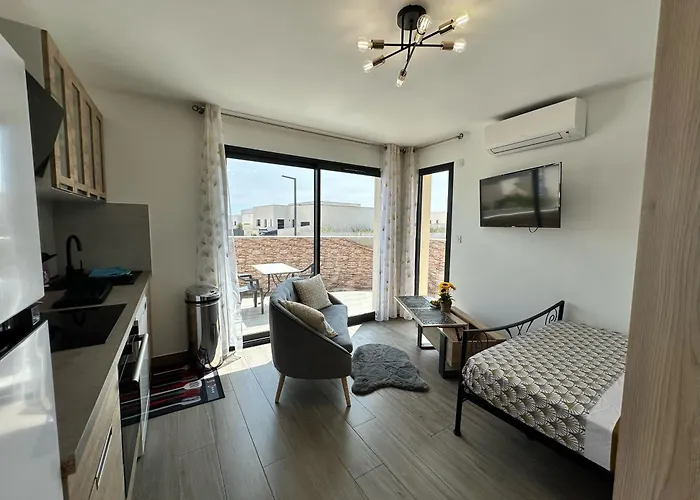 Studio et chambres V I P