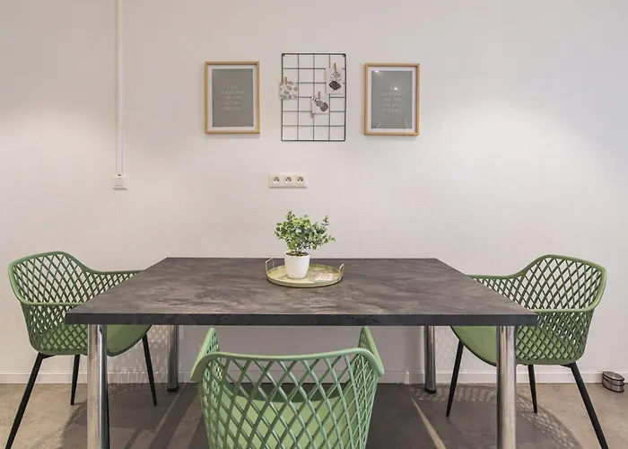 Tys Home, maison spacieuse avec parking