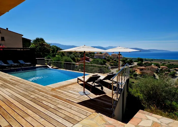 Modern Villa 5 Double Bedrooms, New Ac, Private Pool And Stunning View 800 M From Beach
