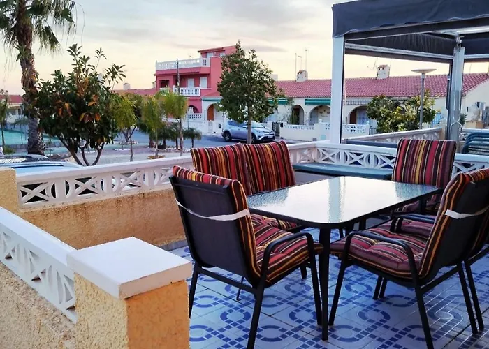 Maison indépendante de ville, proche de tous commerces